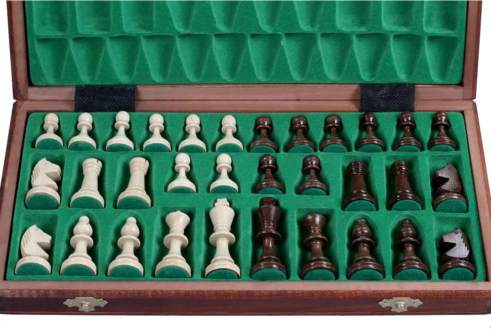 Compact Intarsia Folding Chess Set - Hornbeam Pieces
