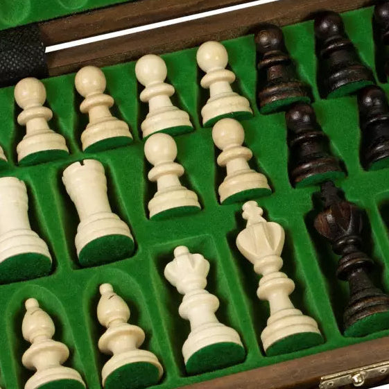 UK Classic Wooden Chess Set - Sycamore Pieces & Square