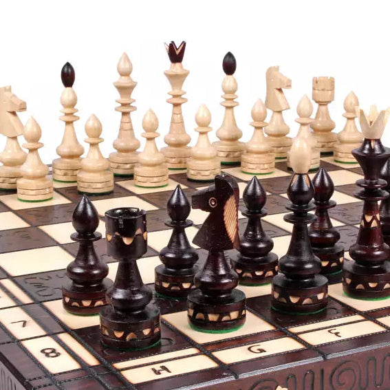 Lord Hand-Crafted Chess Set - Hornbeam Pieces & Burned Folding Board