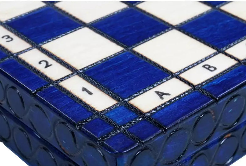 King's Blue Chess Set - Sycamore Pieces & Blue Folding Board